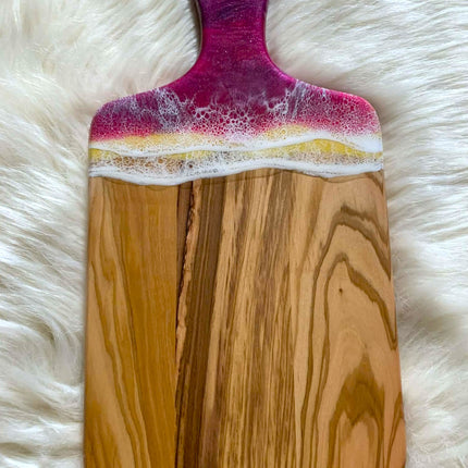 Sunset Medium Cheeseboard - Olive Wood