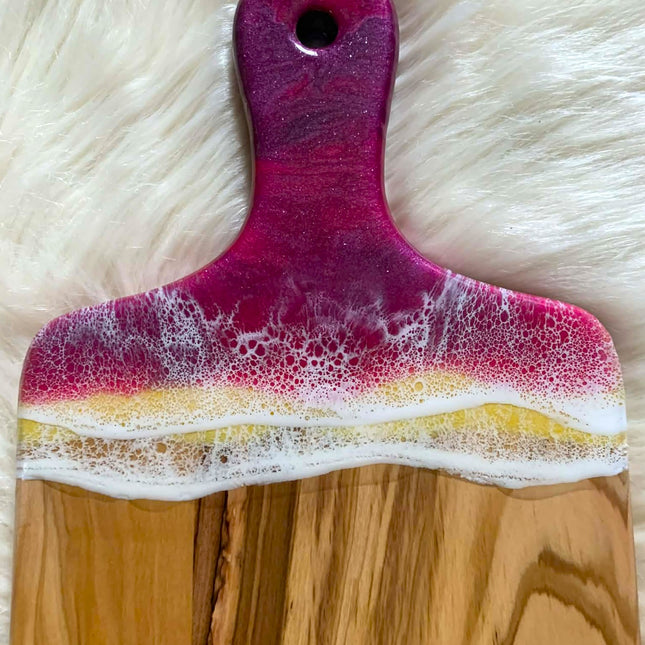 Sunset Medium Cheeseboard - Olive Wood