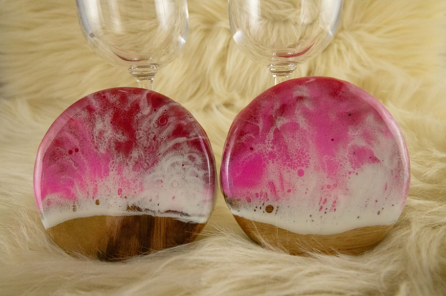 Coasters and Champagne Flute Gift Set - Camphor Laurel Wood