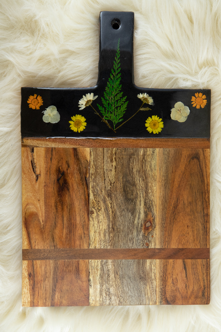 Medium Cheese Board with Dried Flowers - yellow and orange - Acacia Wood