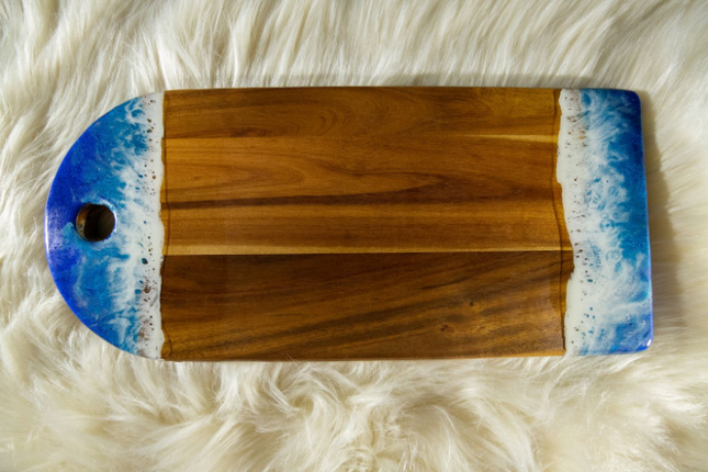 Medium Cheeseboard with Rounded Edges - Acacia Wood