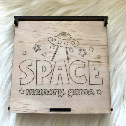 Memory Card Game - Space